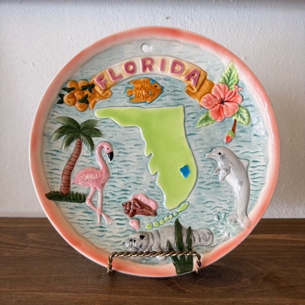 Vintage Florida 3D Relief Flamingo Dolphin Souvenir Plate